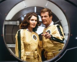 Điệp Viên 007: Người Đi Tìm Mặt Trăng-Bond 11: Moonraker